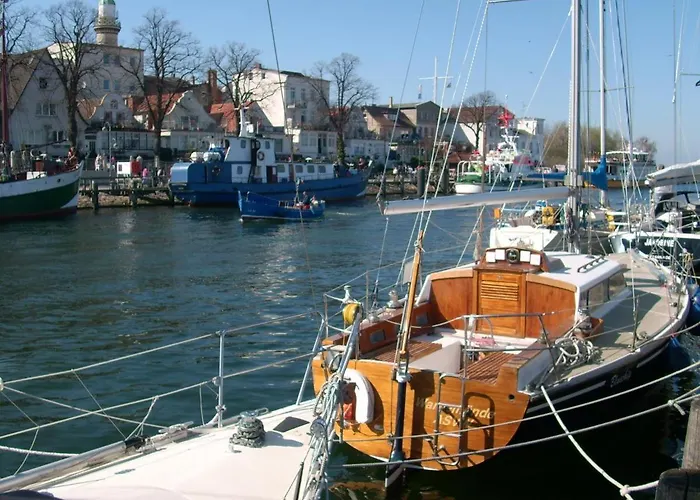 Spatzennest Am Alten Strom